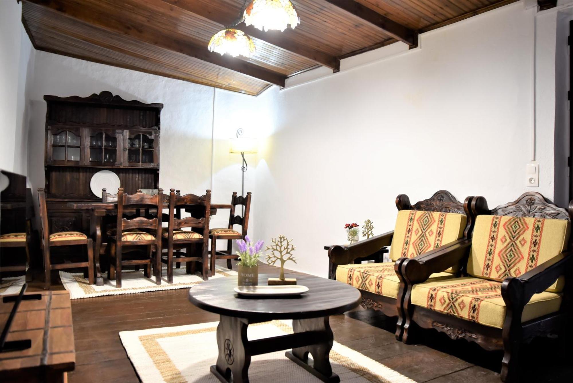 Lale's House * Garazo